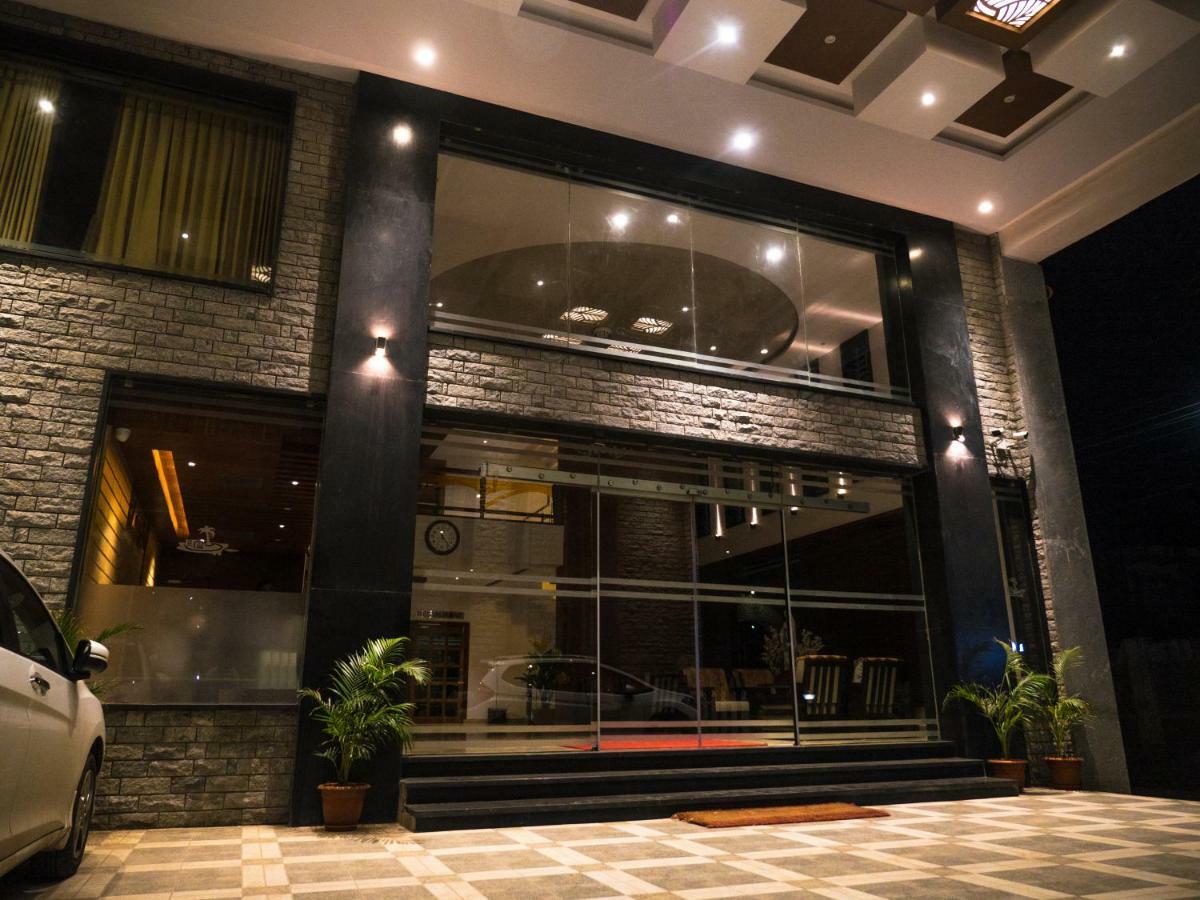 Hotel Mary Land Velankanni Nāgappattinam Kültér fotó